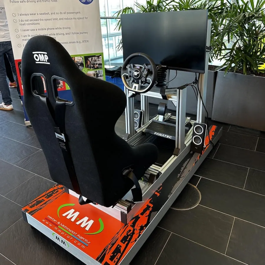 1 Rennsimulator